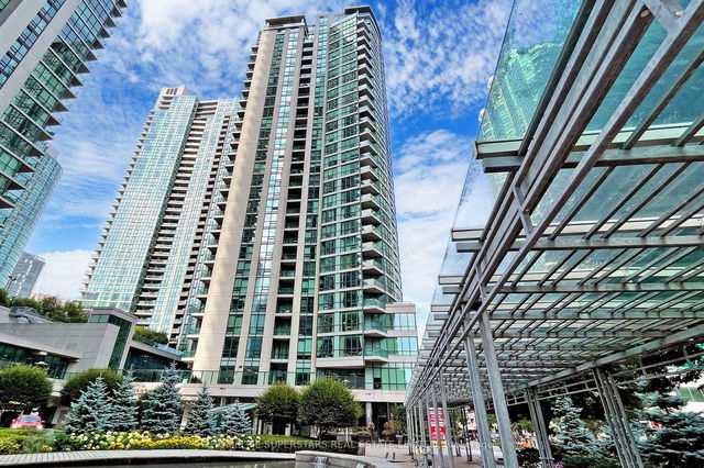 3302 - 16 Yonge Street