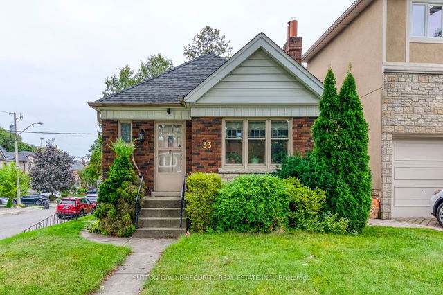 33 Randolph Road