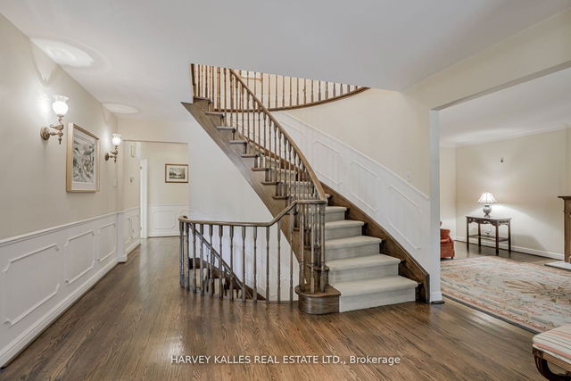 16 Bobwhite Crescent