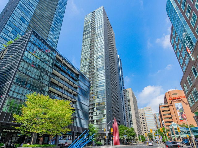 1508 - 110 Charles Street