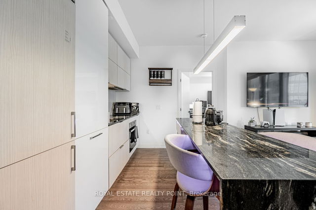 619 - 15 Lower Jarvis Street