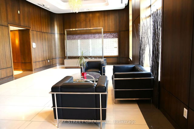801 - 18 Valley Woods Road