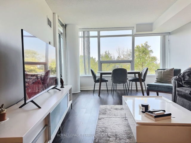 404 - 18 Valley Woods Road