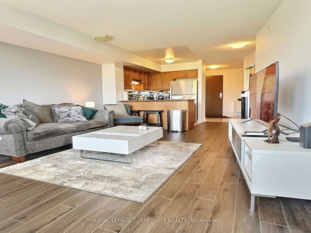 404 - 18 Valley Woods Road