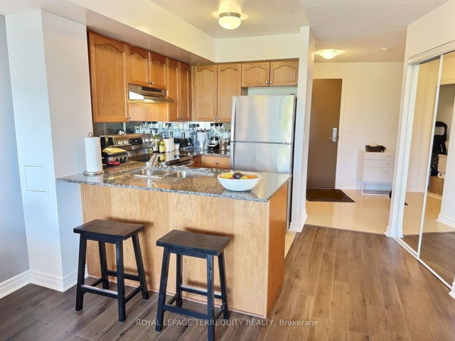 404 - 18 Valley Woods Road