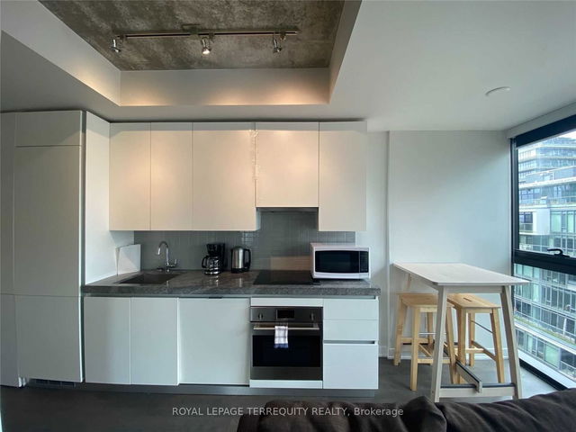 926 - 629 King Street