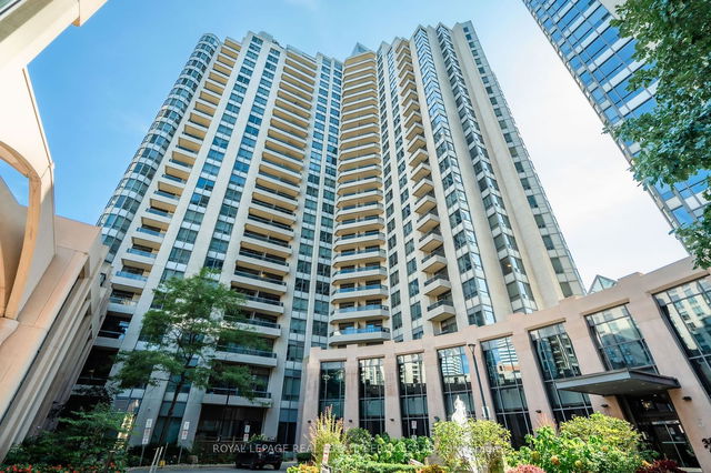 725 - 15 Northtown Way