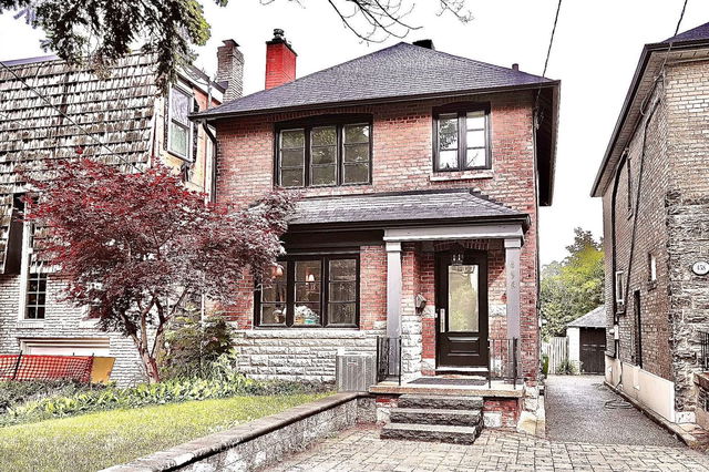 456 Roehampton Avenue