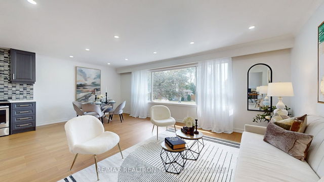 44 Broadlands Boulevard