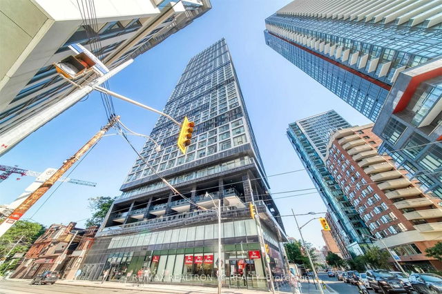 4007 - 181 Dundas Street