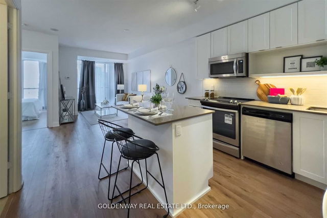 1004 - 18 Graydon Hall Drive
