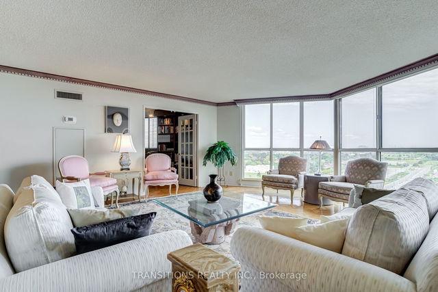 906 - 85 Skymark Drive