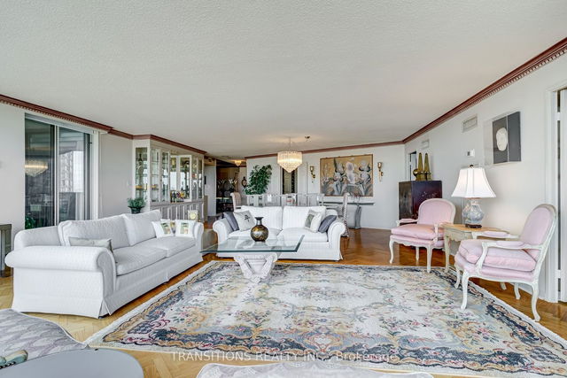 906 - 85 Skymark Drive