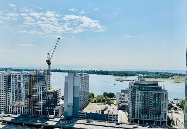 2711 - 10 Navy Wharf Court