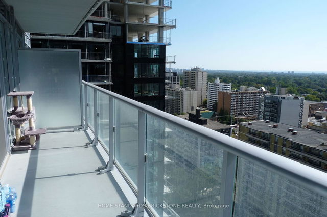 2005 - 195 REDPATH Avenue