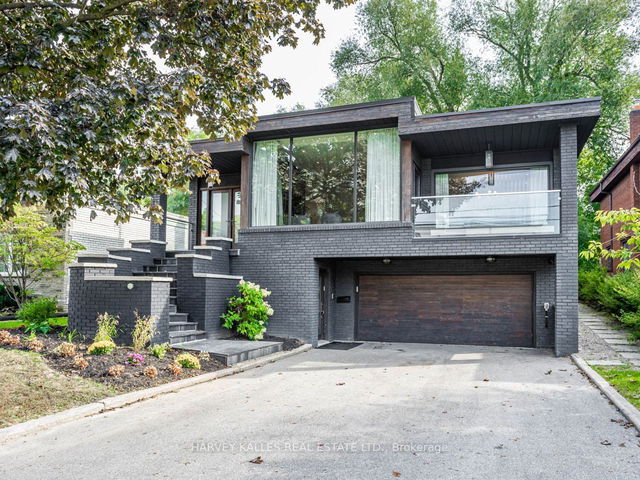 33 Prue Avenue