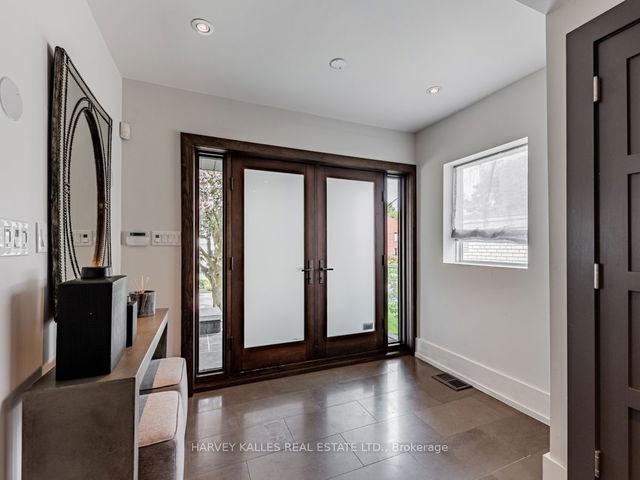 33 Prue Avenue
