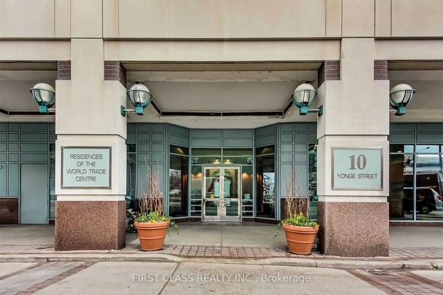 1410 - 10 Yonge Street
