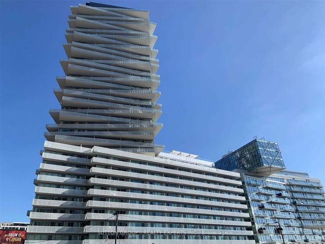411 - 15 Queens Quay