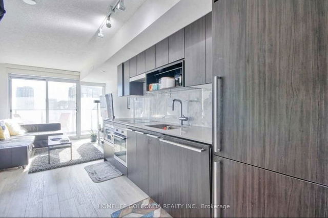 2503 - 70 Queens Wharf Road
