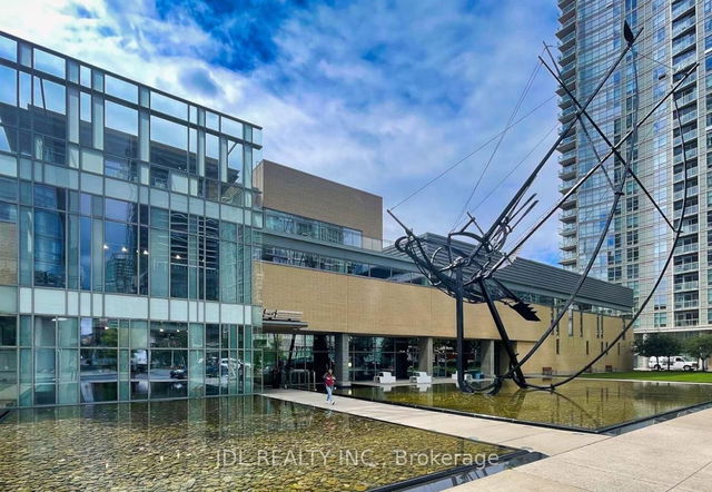 502 - 3 Navy Wharf Court