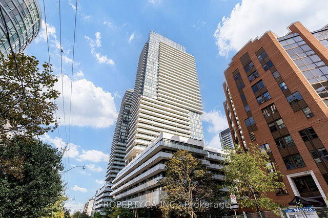 1103 - 161 Roehampton Avenue