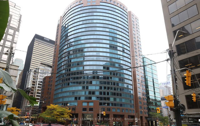 1508 - 33 University Avenue