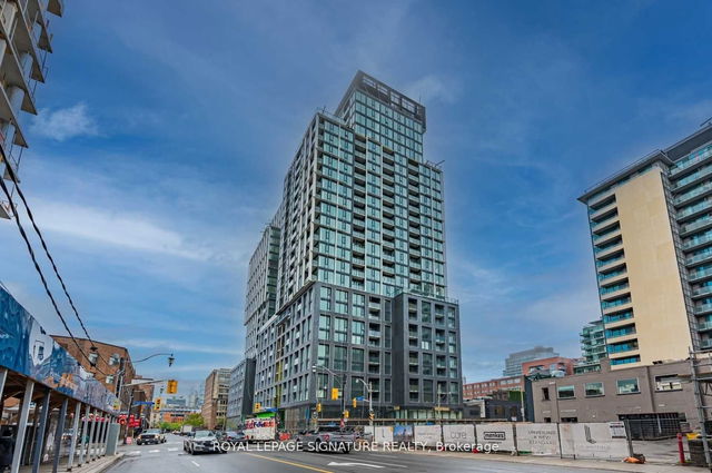 319 - 158 Front Street