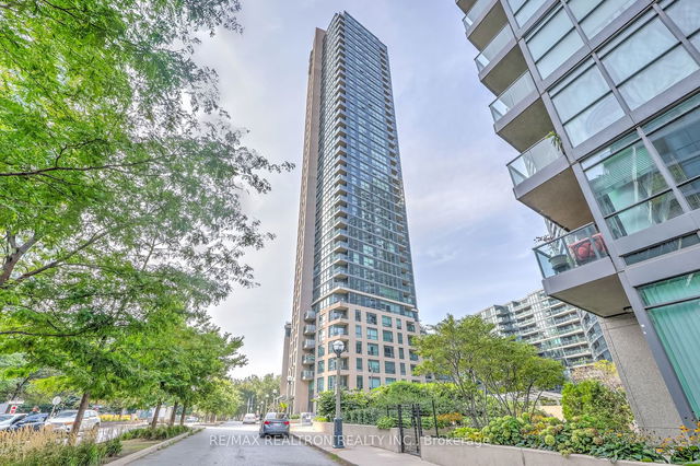 302 - 219 Fort York Boulevard