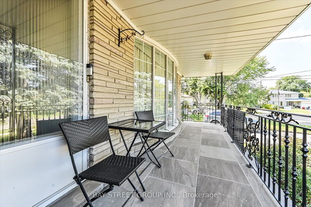 9 Doverwood Court