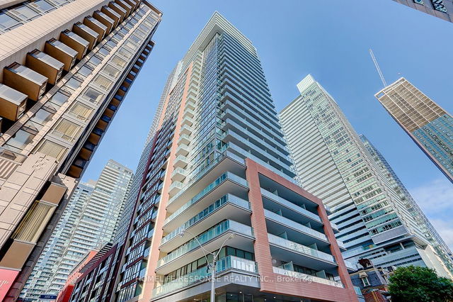 425 - 8 MERCER Street