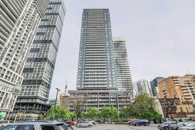 602 - 159 Dundas Street