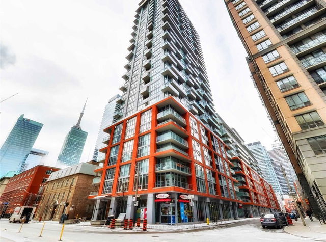 1502 - 126 Simcoe Street