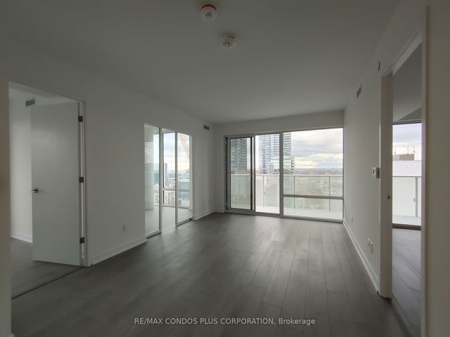3012 - 501 Yonge Street