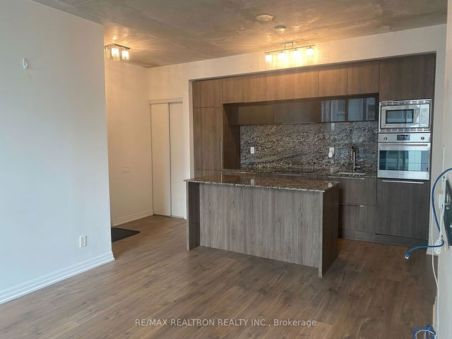 2701 - 88 Blue Jays Way