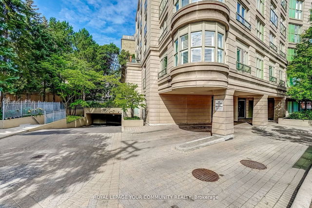 101 - 800 Spadina Road