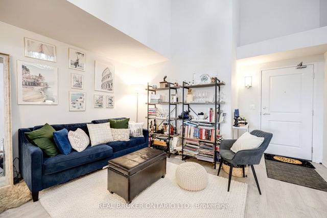 213 - 125 Western Battery Road