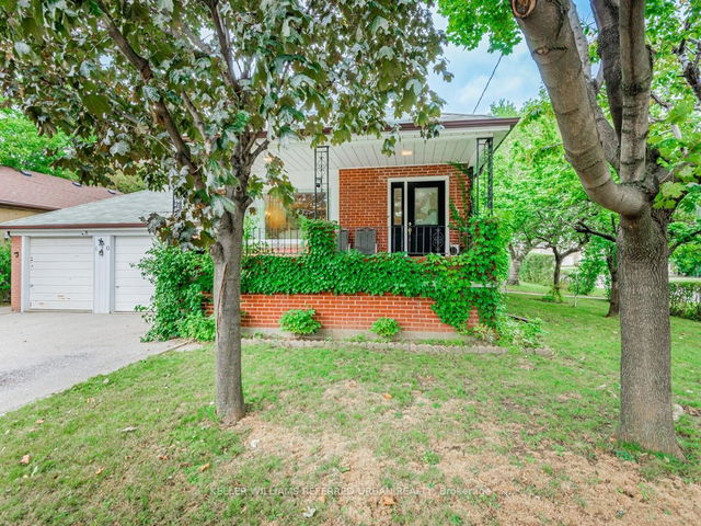 120 McGillivray Avenue