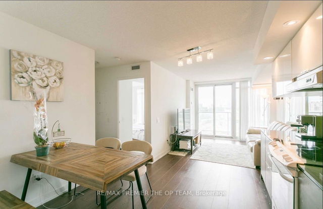 1706 - 121 Mcmahon Drive