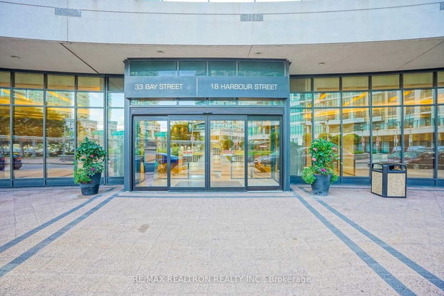 2108 - 18 Harbour Street
