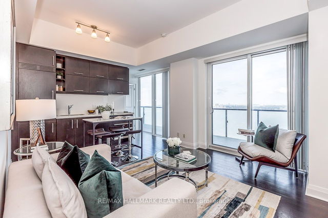 5106 - 1080 Bay Street