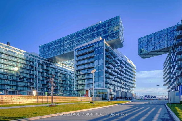 532 - 39 Queens Quay