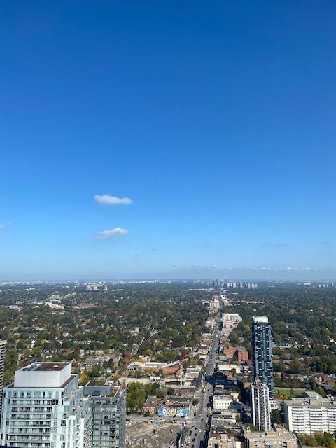 4806 - 8 EGLINTON Avenue