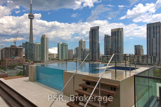 Ph 1001 - 500 Wellington Street