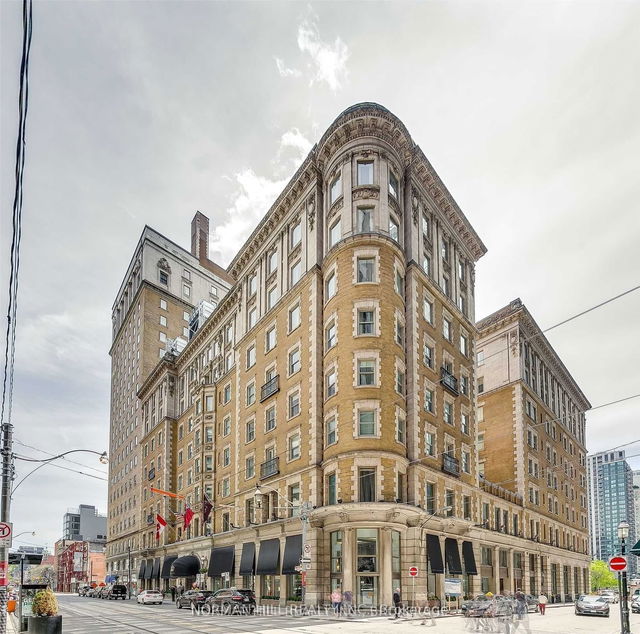 319 - 22 Leader Lane