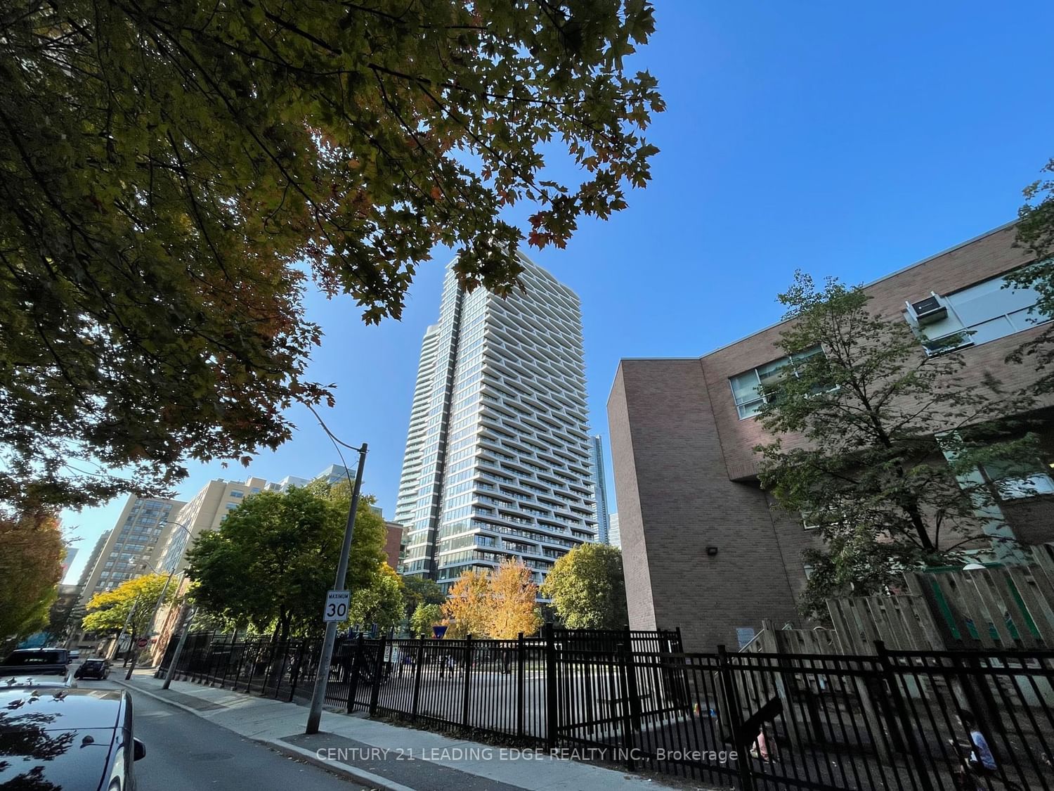 Listing Image 10