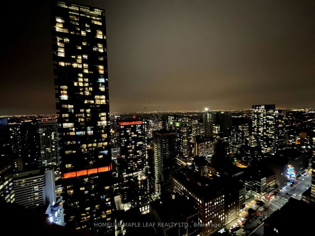 4101 - 2221 YONGE Street