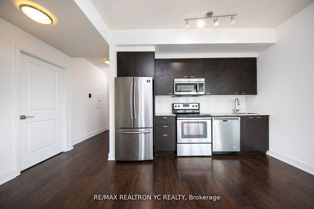 2507 - 88 Sheppard Avenue