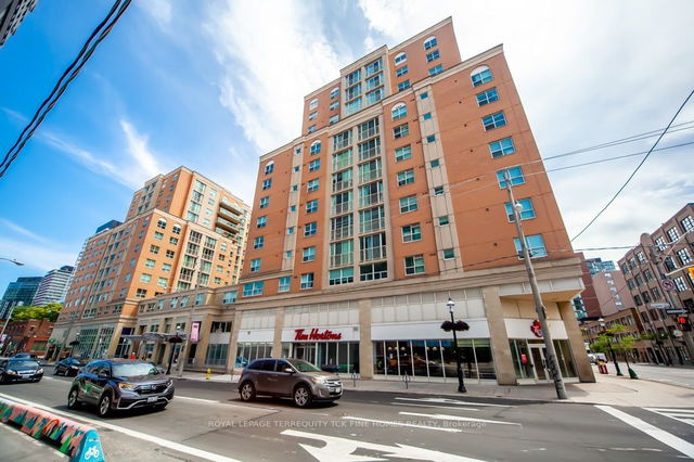 417 - 323 Richmond Street