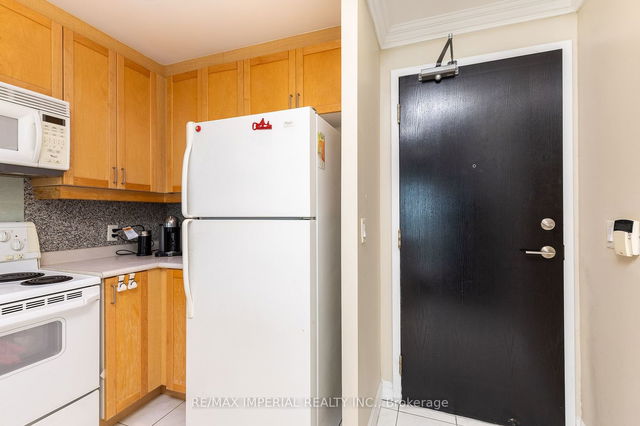 3708 - 8 Park Road